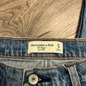 Abercrombie & Fitch Low Rise Baggy Jeans